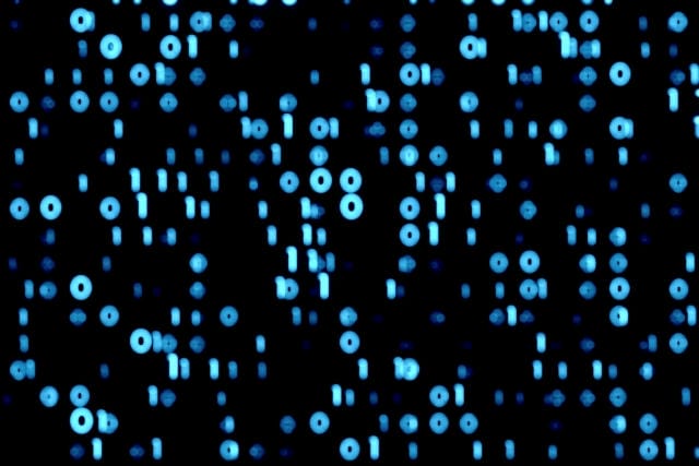 DMARCで実現する企業メールの信頼性向上と多層的セキュリティ体制構築